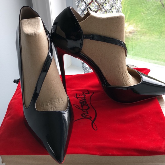Christian Louboutin Sexy Leather Patent Pumps - Picture 2 of 6